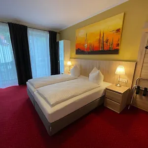 Отель Palm Premium &